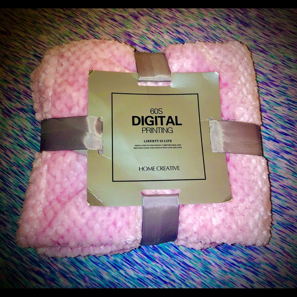 Pink blanket - Picture 5 of 5
